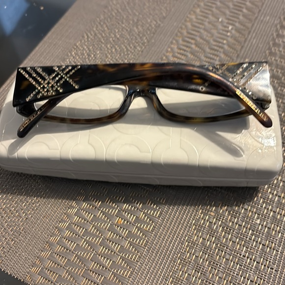 BURBERRY HAVANA GLASSES π₯π₯π₯π₯ - Picture 11 of 13